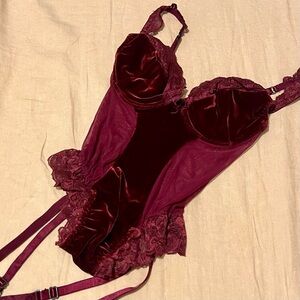 Vintage Victoria Secret: Elegant Burgundy Lace Bodysuit